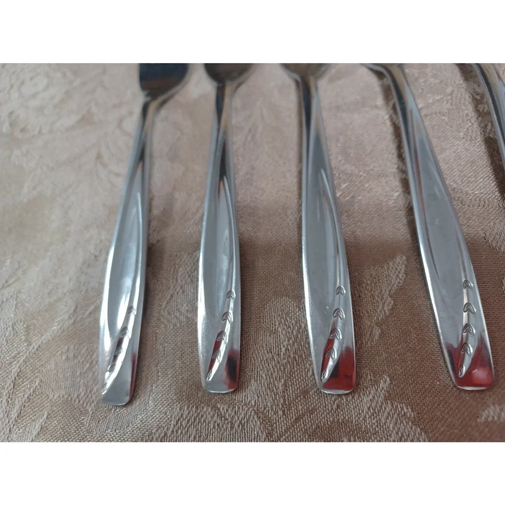 5 Rogers Cutlery Lawncrest International Stainless 7
